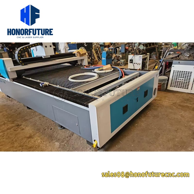 Industrial Fiber Laser Cutting Machine - Krachtige vezellaser snijmachine met optioneel roterend